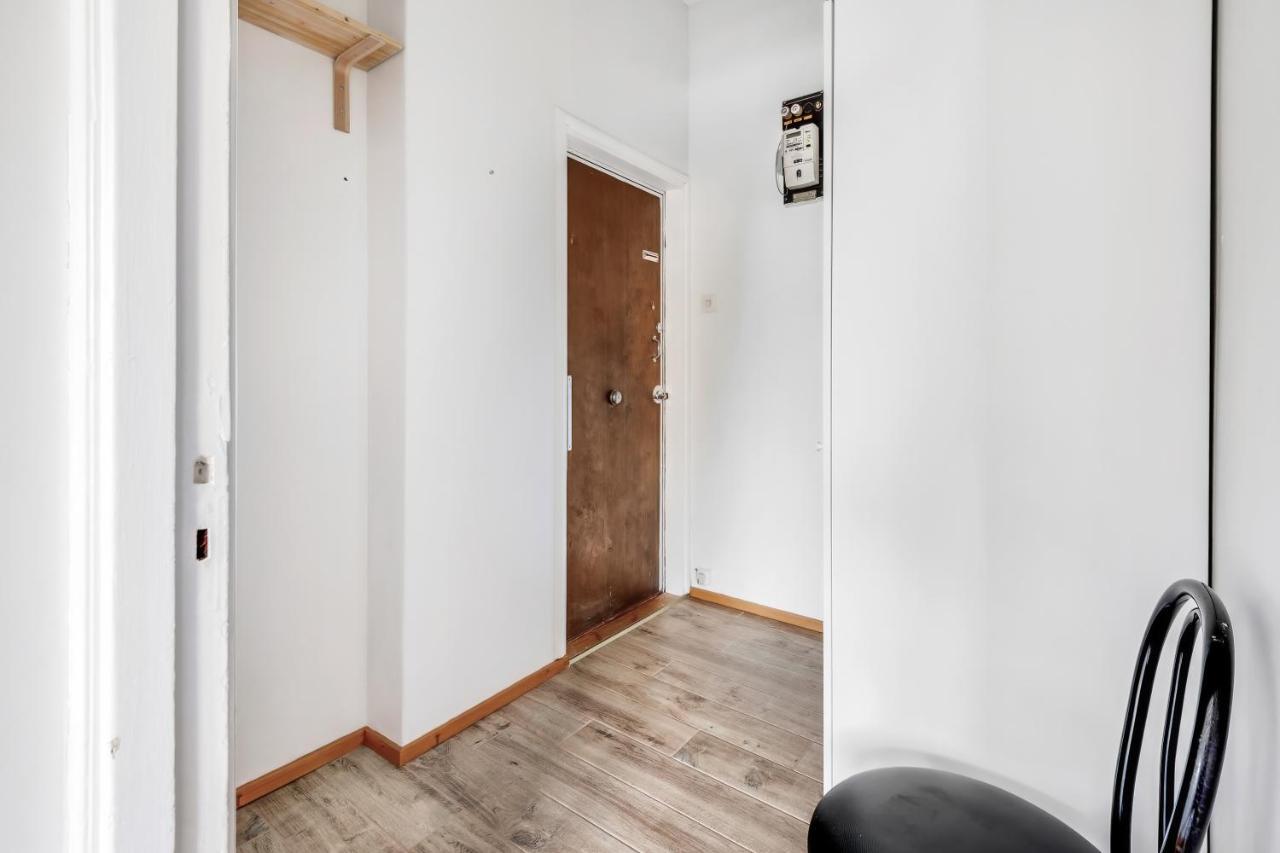 Wehost Colorful Studio Next To Park Puijonpuistikko In Vallila Neighborhood Apartment Helsinki