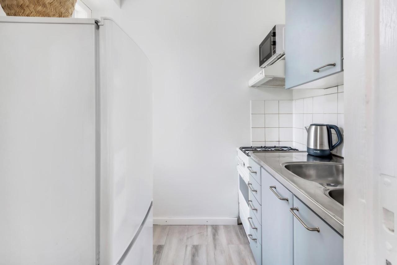 Wehost Colorful Studio Next To Park Puijonpuistikko In Vallila Neighborhood * Helsingfors